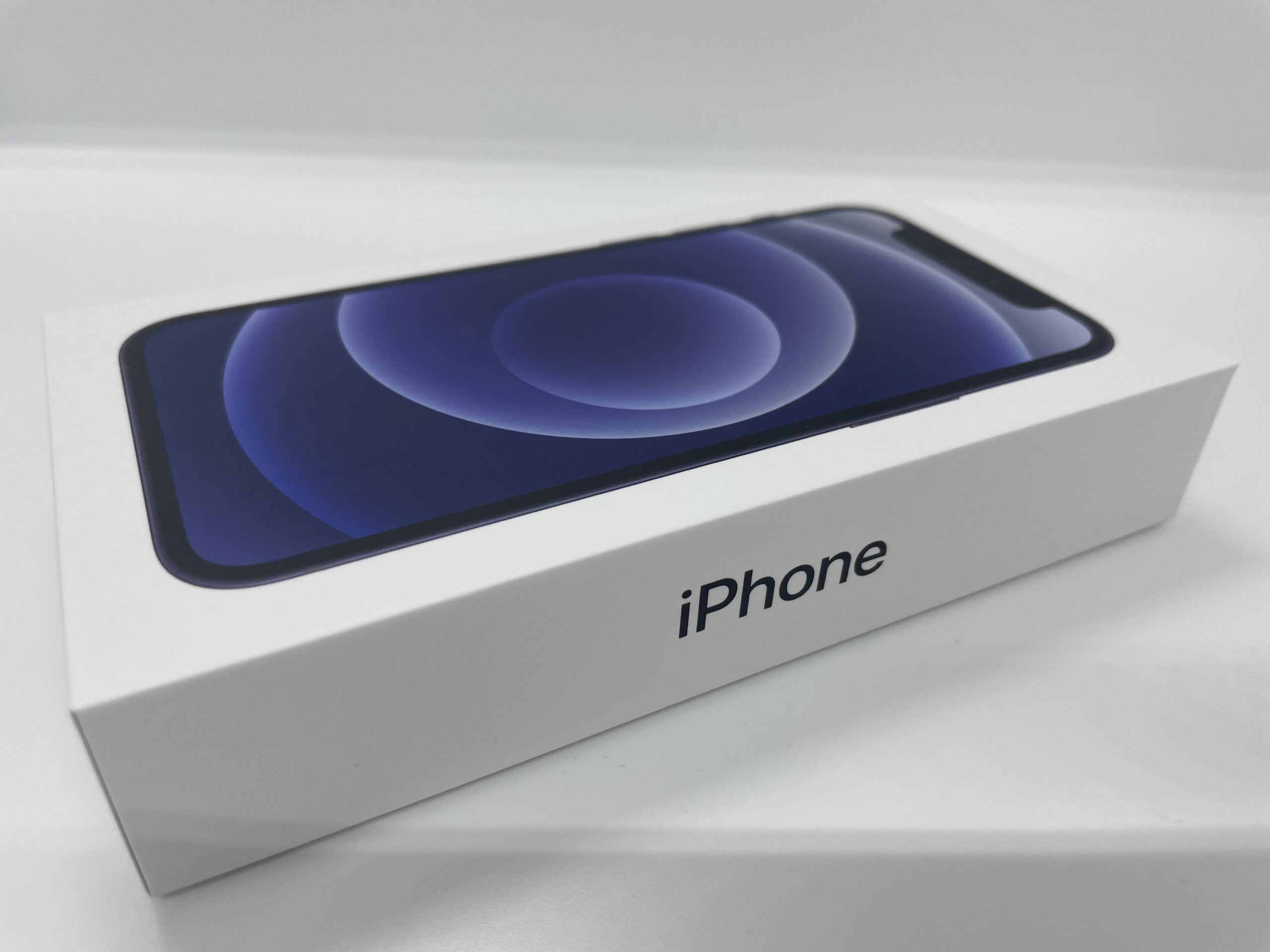 SE2持ちも買い替えてほしい!】iPhone12 mini 購入レビュー【SE2